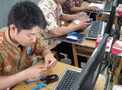 Lulusan SMK Wajib Punya Sertifikat Profesi